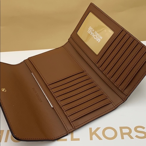 Michael Kors Michael Kors Jet Set Travel Trifold - Picture 14 of 16